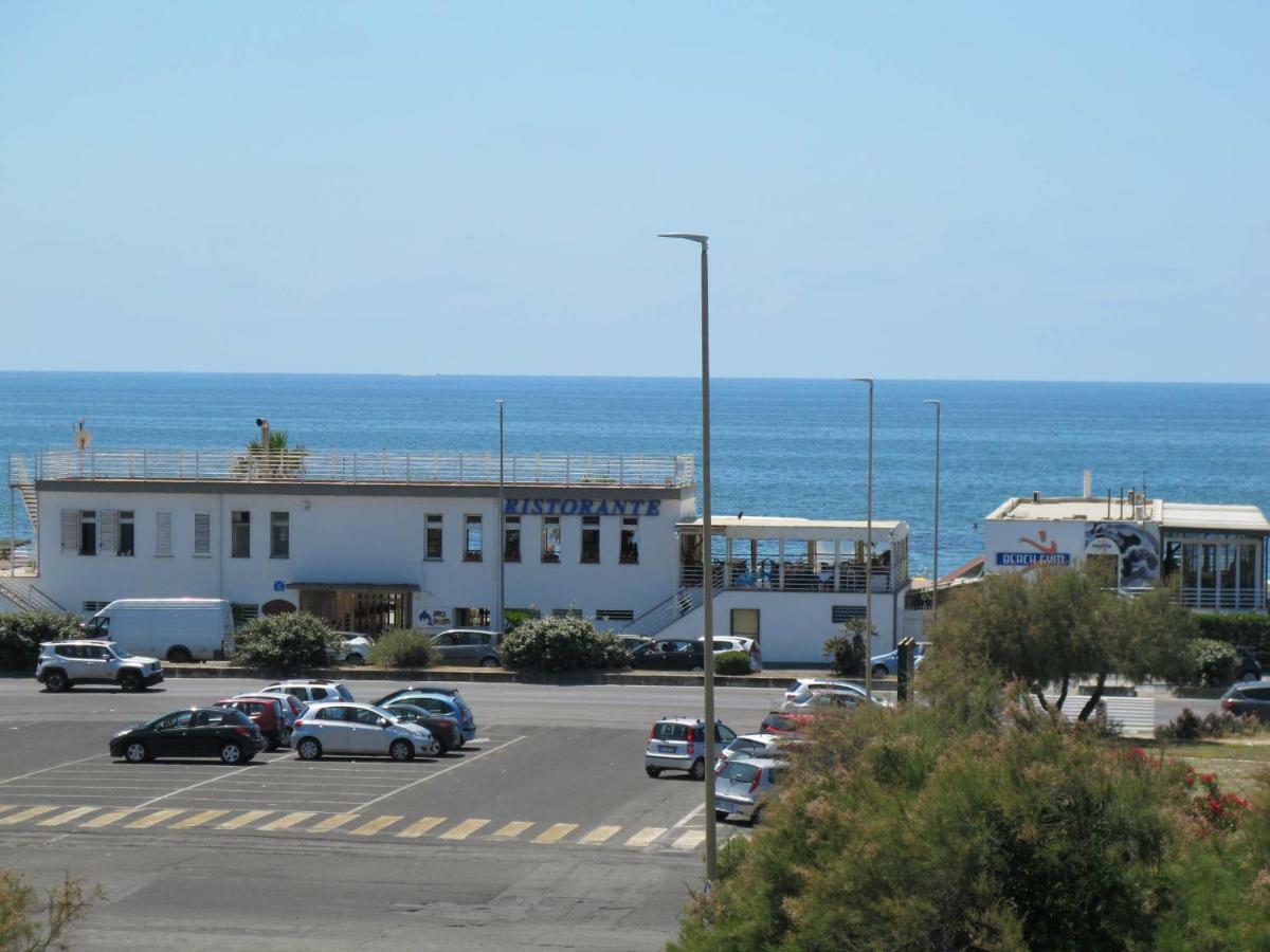 Brezza di Mare Appartamento Lido di Ostia Esterno foto